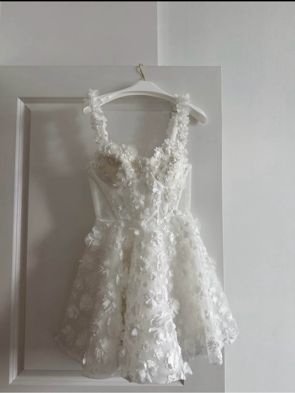 Rosie Etienne Primrose Dress - Brand New - Size
US4 - Picture 6 of 7